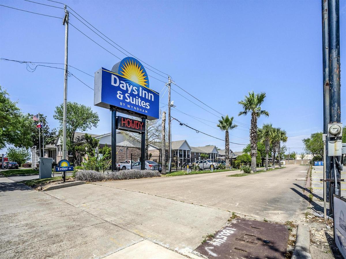 Days Inn & Suites By Wyndham Webster Nasa-Clearlake-Houston Экстерьер фото