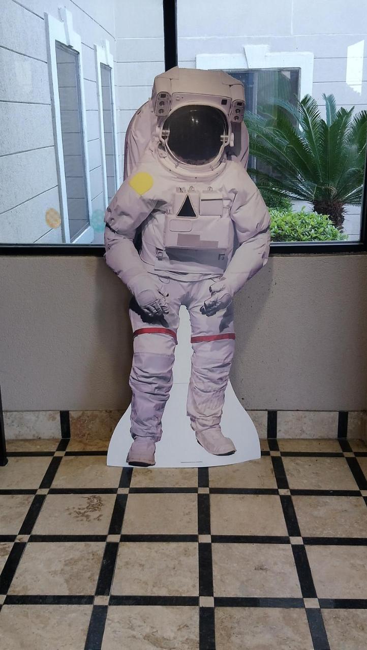 Days Inn & Suites By Wyndham Webster Nasa-Clearlake-Houston Экстерьер фото
